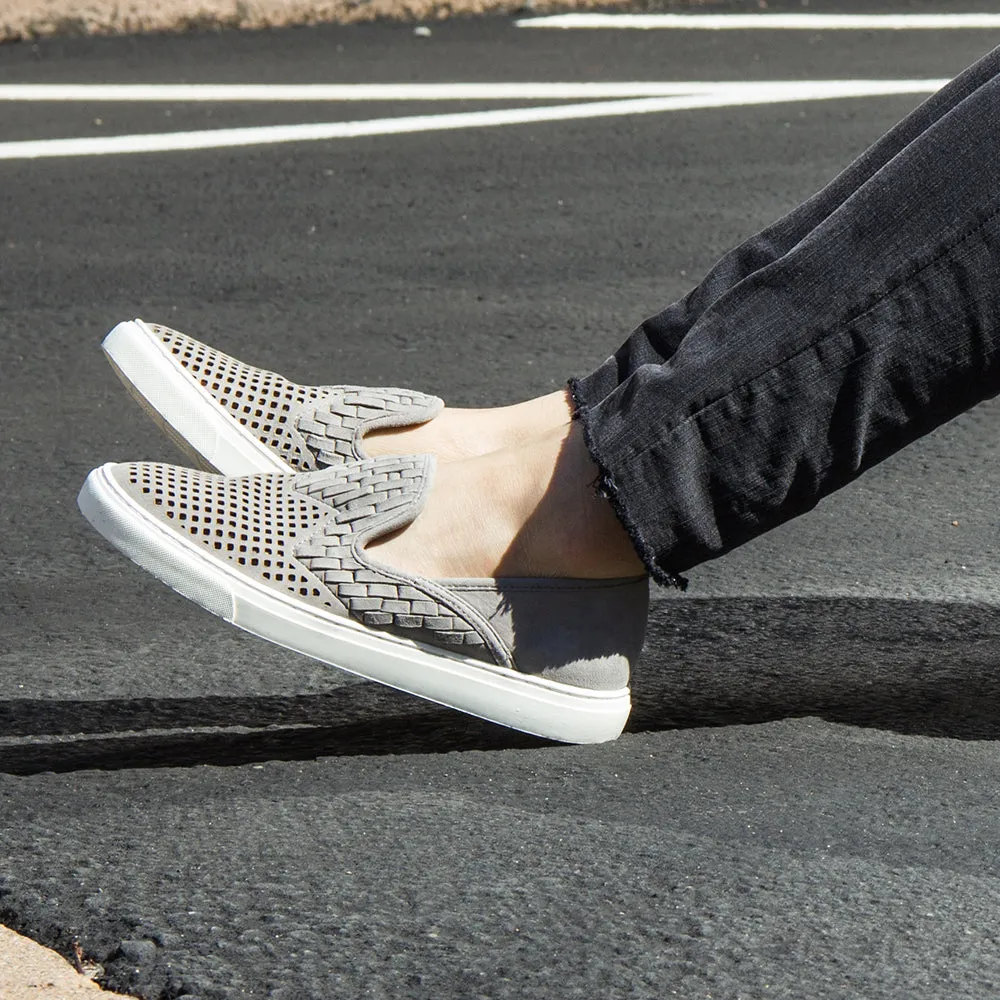 Vince Camuto Bristie Sneaker